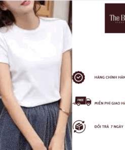 Áo phông nữ chất cotton thiết kế khuyết cổ đính tag
