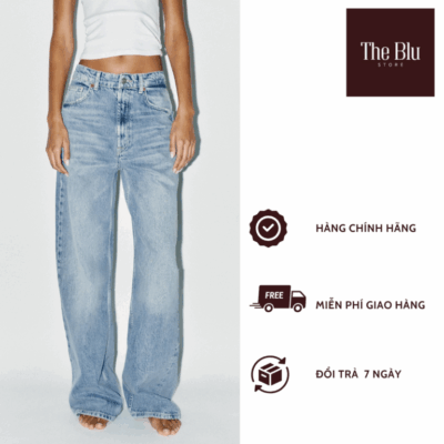 Bộ quần áo bò nữ đồng bộ với quần jeans và áo khoác denim